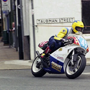 Gavin Bell (Yamaha) 1999 Newcomers Manx Grand Prix