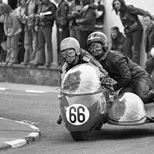 Geoff Davis & M A Mitchison (Triumph) 1974 750 Sidecar TT