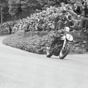 Geoff Duke (Norton) 1952 Senior TT