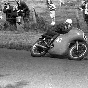 Geoff Duke (Norton) 1959 Junior Ulster Grand Prix