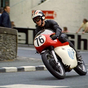 Geoff Taylor (AJS) 1972 Junior Manx Grand Prix