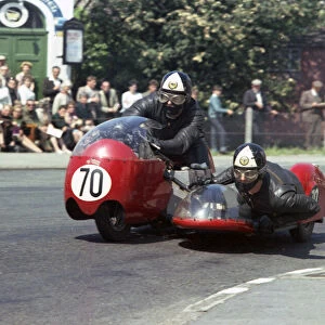 George Bye & B Spriggs (ETY Triumph) 1967 Sidecar TT