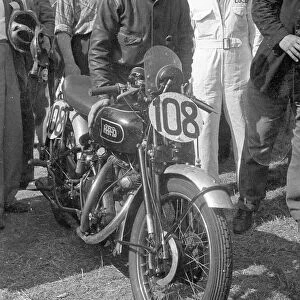George Douglass (Vincent) 1953 Clubman 1000cc TT