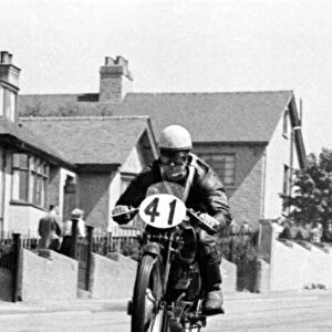 George Morgan (Velocette) 1950 Junior TT