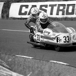 George Oates & John Molyneux (Kawasaki) 1977 Sidecar TT