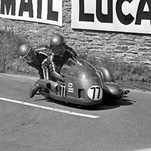 Gerald Routledge & Noel Gandy (Triumph) 1973 500 Sidecar TT
