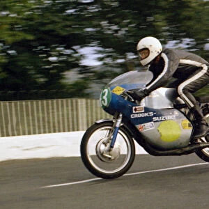 Gerry Babb (Crooks Suzuki) 1974 Lightweight Manx Grand Prix