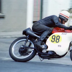 Gerry Borland (JD spl) 1969 Senior TT