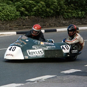Gerry Flynn & Guy Scott (Yamaha) 1989 Sidecar TT