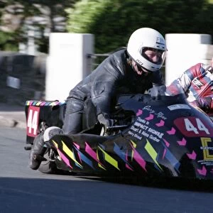 Gerry Flynn & Wade Boyd (Jacobs Kawasaki) 1994 Sidecar TT