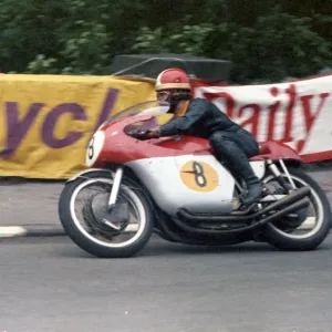 Giacomo Agostini Print, 1965 Senior TT Quarter Bridge Giacomo Agostini Print, 1965 Senior TT Quarter Bridge