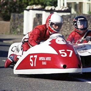 Gordon Jones & Julie Jones (Derbyshire Yamaha) 1990 Sidecar TT