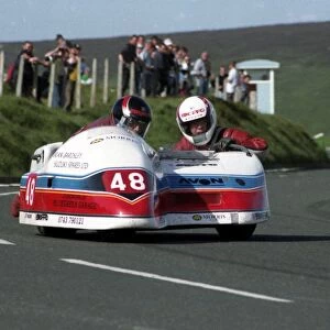Gordon Jones & Julie Jones (Shelbourne) 1993 Sidecar TT