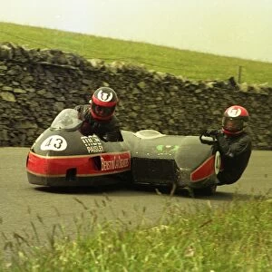 Gordon Shand & Johny Shedden (Shand) 1987 Sidecar TT