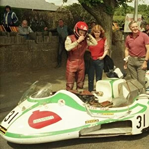 Goronwy Davies & Elfed Davies (Yamaha) 1987 Sidecar TT