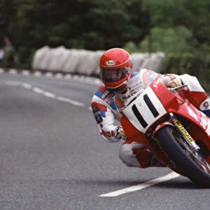 Graeme McGregor (Yamaha) 1990 Formula One TT
