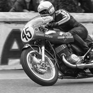 Graham Bailey (Crooks Suzuki) 1971 Production TT