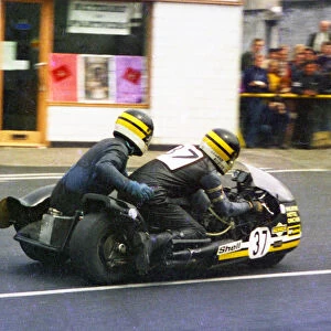 Graham Hilditch & Vince Biggs (Yamaha) 1977 Sidecar TT