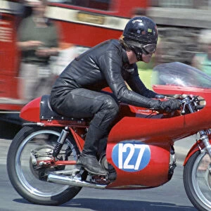 Graham Sharp (Aermacchi) 1969 Junior TT