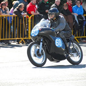 Grant Sellars (Norton) 2014 350 Classic TT