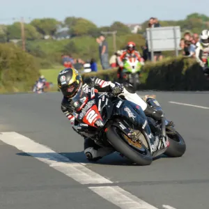 Guy Martin at Ballakeighan: 2011 Southern 100