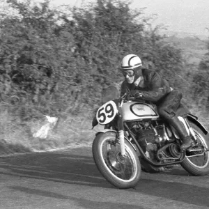 H O Reilly (Norton) 1955 Junior Ulster Grand Prix