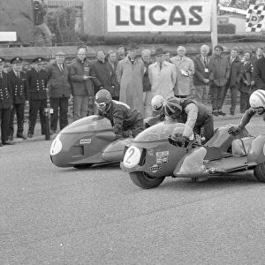 Heinz Luthringhauser & Josef Cusnik (BMW) and Roy Hanks &