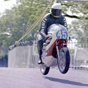 Helmut Dahne (Yamaha) 1972 Junior TT