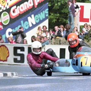 Helmut Schilling & Rainer Gundel (Aro) 1000 Sidecar TT