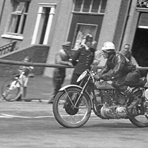 Henry Collier (BSA) 1953 Junior Clubman TT