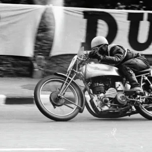 Henry Harrison (OK) 1952 Lightweight TT