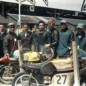 Honda team riders and mechanics at the 1959 Ultra lightweight TT