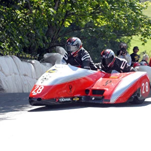 Howard Baker & Mike Killingsworth (Shelbourne Honda) 2009 Sidecar TT