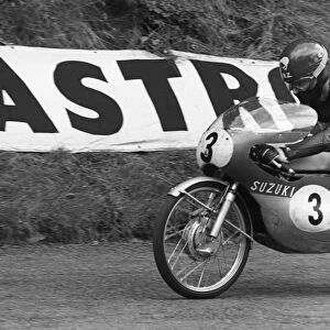 Hugh Anderson (Suzuki) 1966 50cc TT