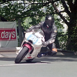 Ian Armstrong (Yamaha) 2002 Junior 600 TT