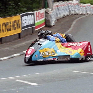 Ian Bell & Neil Carpenter (Bell Yamaha) 1998 Sidecar TT