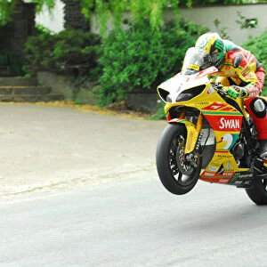 Ian Hutchinson (Yamaha) 2012 Superbike TT