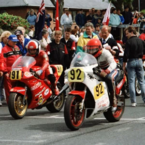 Ian Jones (Ducati) and Chris Petty (Suzuki) 1989 Senior TT