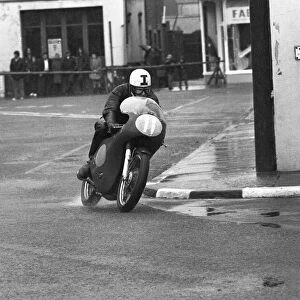 Ian Macintosh (AJS) 1971 Junior Manx Grand Prix