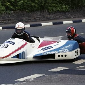 Ian Pugh & David Samuel (Yamaha) 1989 Sidecar TT