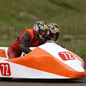 Ian Salter & Deborah Salter (Kawasaki) 2004 Sidecar TT