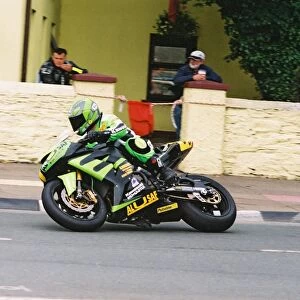 Ian Watson (Kawasaki) 2004 Senior TT