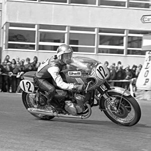 Bill Ingham (Suzuki) 1975 Production TT