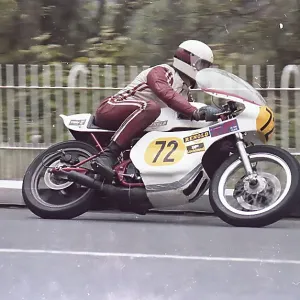 Bill Ingham (Yamaha) at Braddan Bridge Bill Ingham (Yamaha) at Braddan Bridge
