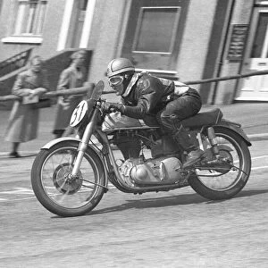 Jack Hedley (Norton) 1954 Senior Clubman TT