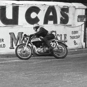 Jack Hedley (Norton) 1955 Clubman TT Parkfield Corner