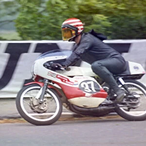Jan Kostwinder (Yamaha) 1971 Ultra Lightweight TT