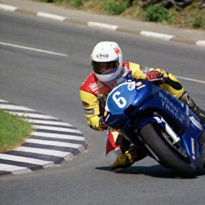 Jason Griffiths (Yamaha) 2002 Junior 600 TT