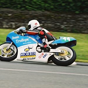 Jason Griffiths (Yamaha) 2004 Lightweight 400 TT