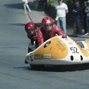 Jed Tennant & Maria Clarke (Anderson Yamaha) 1985 Sidecar TT